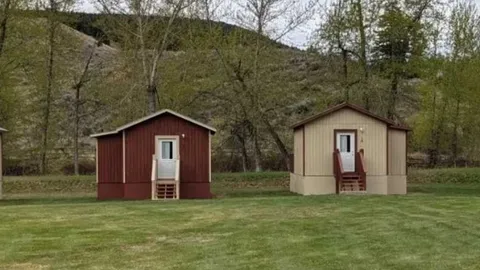 Bunk Cabin — image 1 of 6