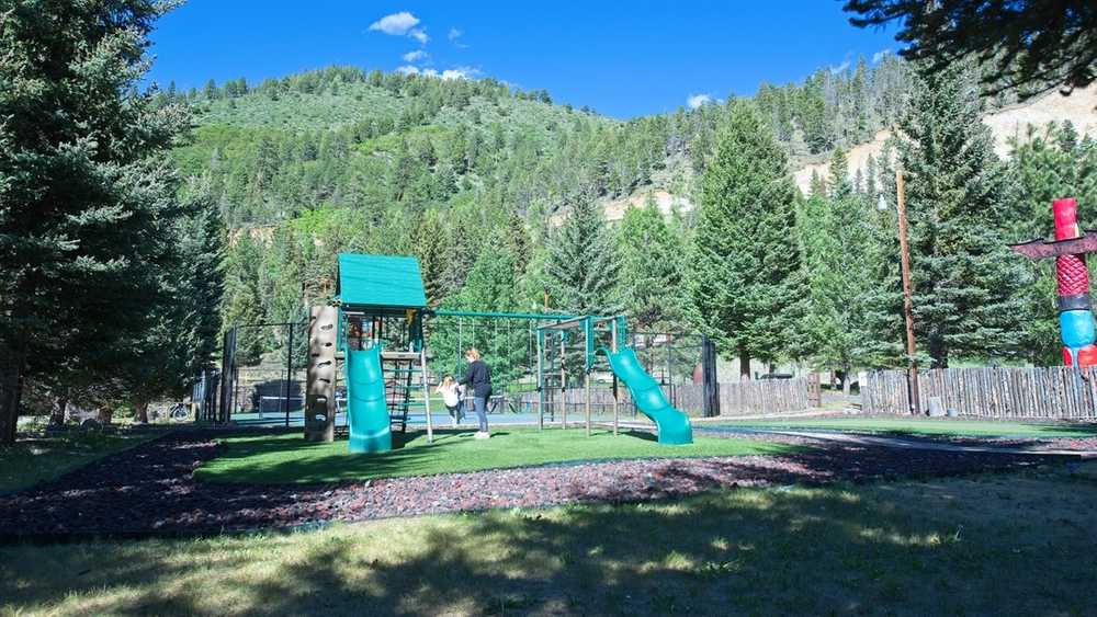 Road Runner RV Resort - Photo 5