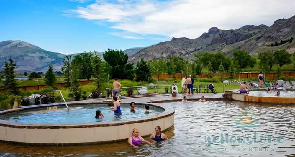 Yellowstone Hot Springs - Photo 4