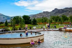 Yellowstone Hot Springs – photo 4
