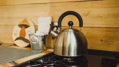 Glamping Cabin with Bathroom & Kitchen — image 11 of 11