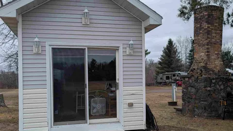Loft Cabin (4 people) — image 2 of 12