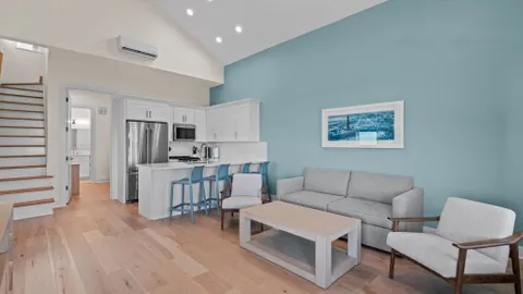Surf Bungalow 2BR/2BA - Pet Friendly — image 1 of 22