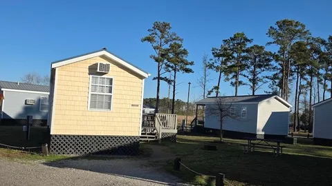 2 Bedroom Cottage — image 2 of 3