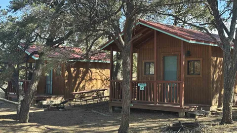 Cabin — image 2 of 3