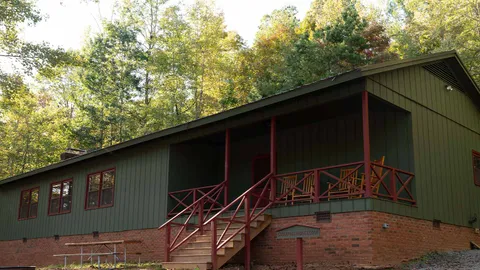 Sassafras Ridge Lodge — image 1 of 17