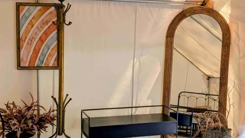 Glamping Tent — image 2 of 5