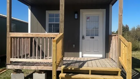 Deluxe 1 Bedroom Cabin — image 21 of 21