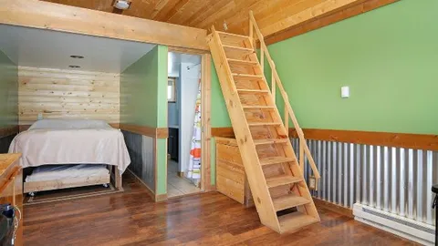 Cottage Cabin — image 1 of 1