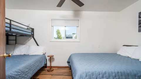 Arches (Deluxe Room) — image 17 of 17
