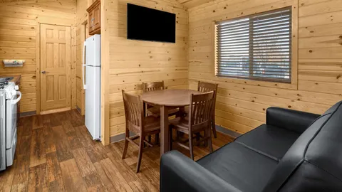 2 Bedroom Chalet — image 7 of 7