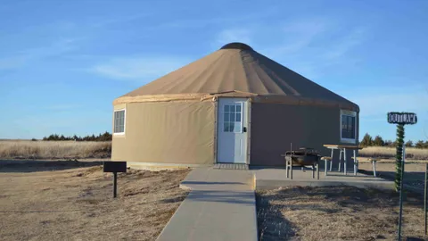 Modern Lodging - Outlaw — image 1 of 7