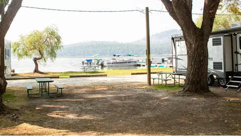 Waterfront North Nightly RV Sites — image 1 of 6