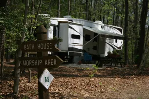 Colonial Pines Campground at Williamsburg Christian Retreat Center – photo 4