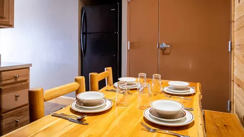 Group Lodge 1 — image 2 of 14