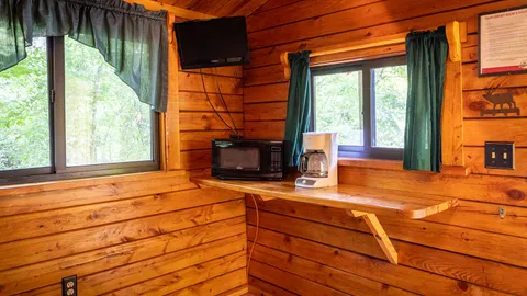 Camping Cabin — image 2 of 11