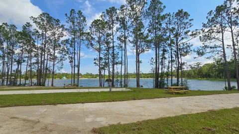LAKE FRONT BACK IN — image 4 of 4
