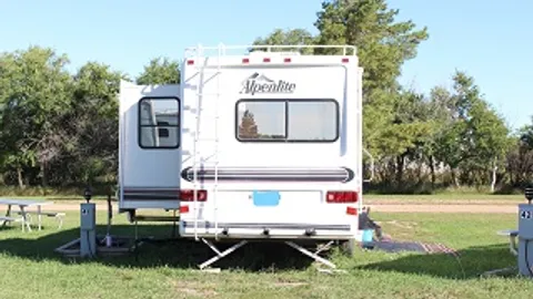 50/30 AMP Full Hookup: $40/Night or $250/Week/ $700 Month — image 6 of 6