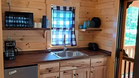 6 Person Modern Log Cabin — image 2 of 2
