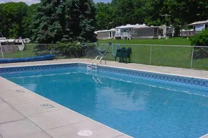 10 Acres Campground & RV Park – photo 2