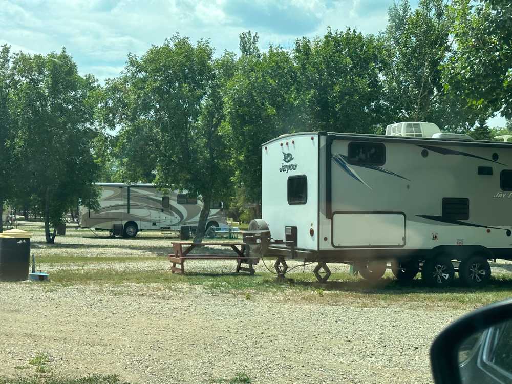 Trail Campground, Swift Current, Saskatchewan - Photo 3