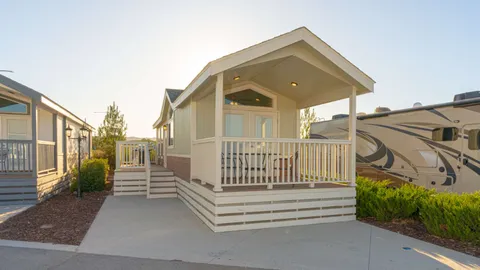 Premium 2 Bedroom Cottage — image 1 of 11
