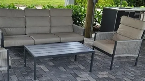 Lot 96 — image 18 of 18