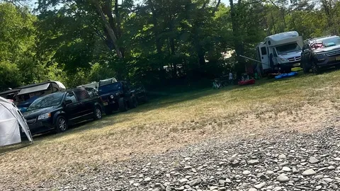 RV/TENT RIVER FRONT (30 amp) — image 2 of 14