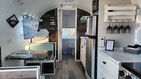 1963 Airstream "Sabrina" — image 10 of 10