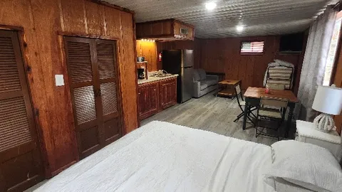 Rainbow Cabin #3 — image 6 of 6