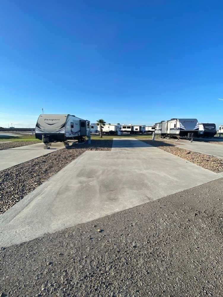 65 foot 20/30/50 Amp Full Hookups RV Site