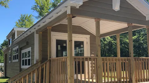 Lakeport Villa — image 1 of 6