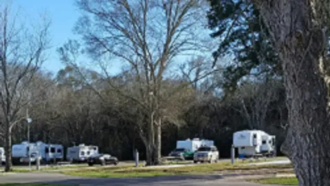 Pull Through Full Hook-Up RV Site — image 1 of 1