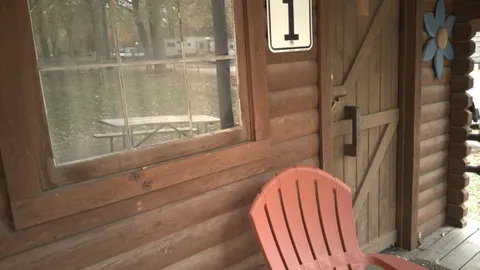 Unfurnished Cabin — image 5 of 5