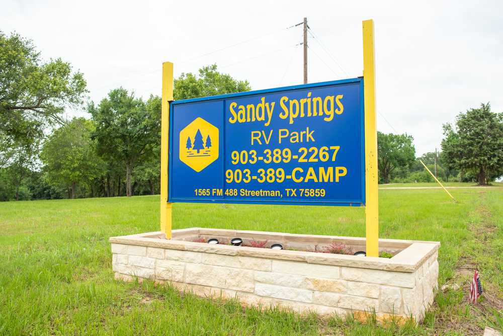 Sandy Springs RV Park - Photo 2