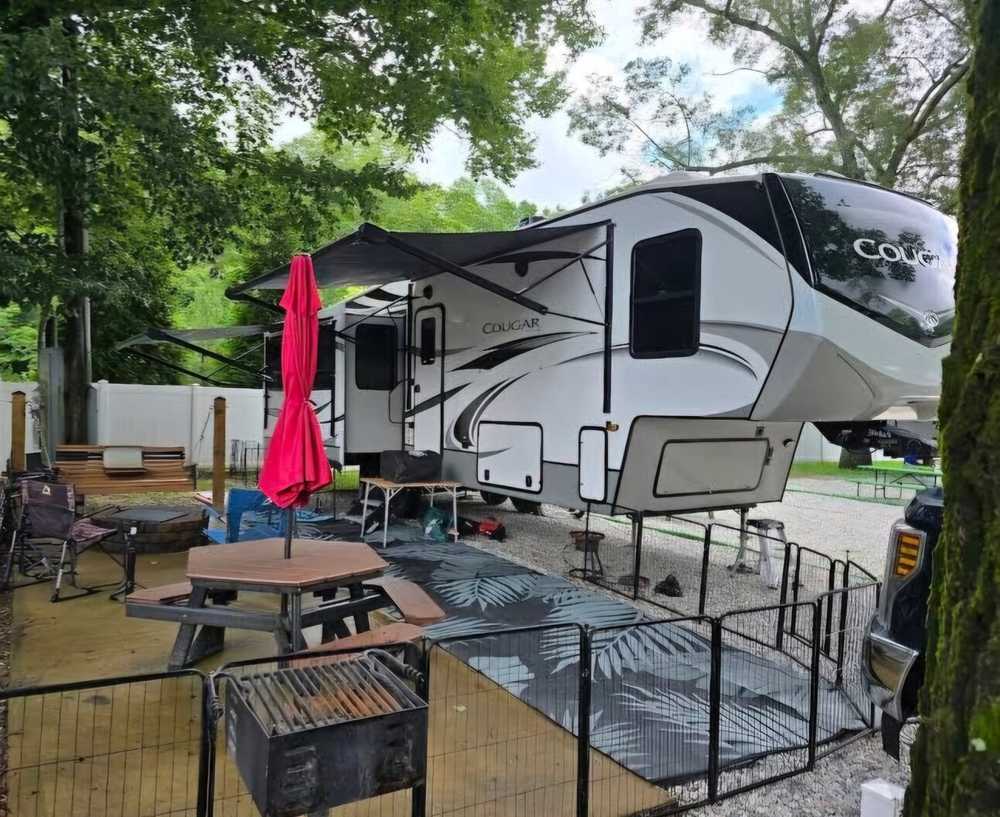 Anvil Campground - Williamsburg, VA - Photo 4