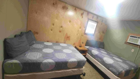 1 BR 4 Person Pool Cabin — image 4 of 4