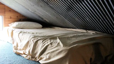 Sleeping Cabin with Loft (sleeps 5) — image 6 of 6