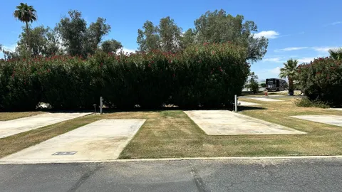 A Premium Grass RV Site — image 2 of 5