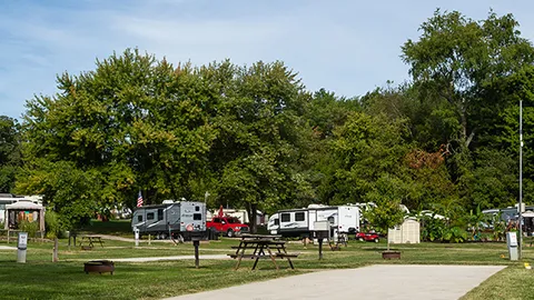 Red Carpet Back-In RV Site — image 2 of 4