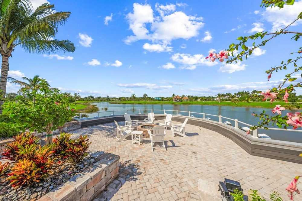 Laguna Caribe RV Resort, Fort Myers, Florida - Photo 4