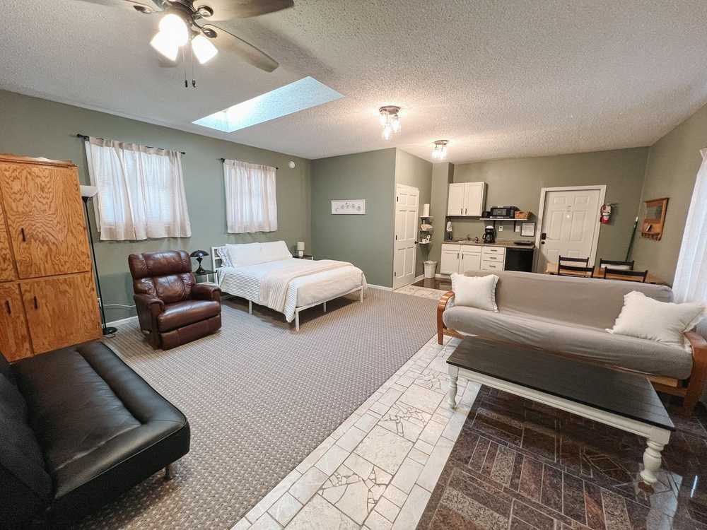 Camp a Way, Lincoln, Nebraska - Photo 4