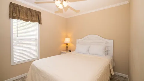 Standard Rental 1 Bedroom — image 11 of 11