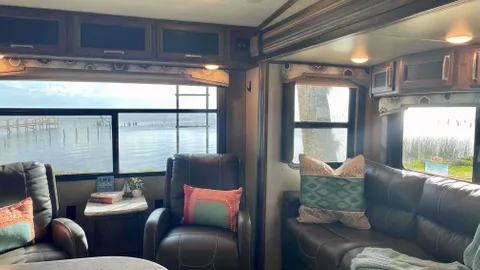 26' Keystone Cougar RV Rental — image 13 of 13