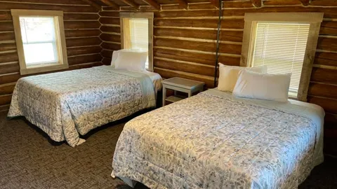 Rustic Cabin — image 6 of 6