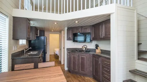 1B Deluxe Cabin — image 2 of 24