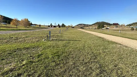 30/50 AMP Full Hookup Pull Through — image 2 of 3