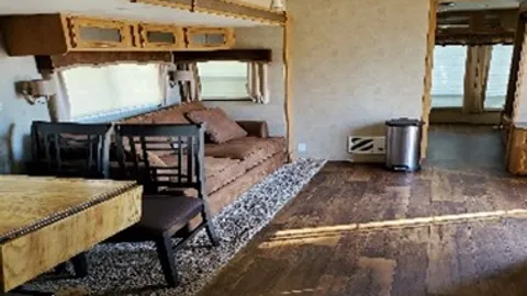6 Person Rental Trailer — image 8 of 8