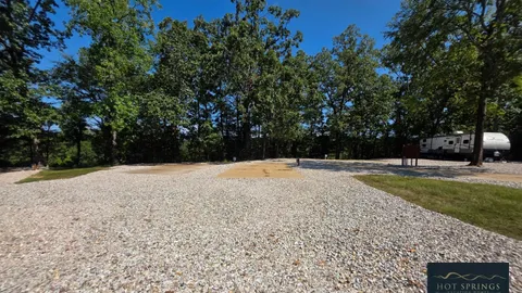 Hilltop 50-Amp FHU Back-In Sites — image 1 of 11