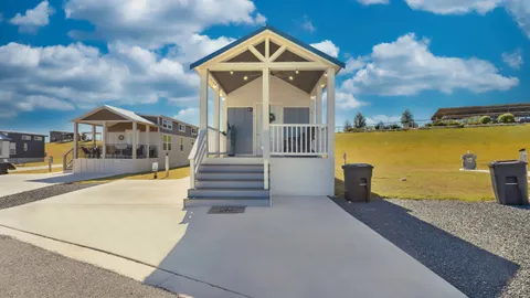 Tiny Home 98 - Vine Time — image 1 of 26